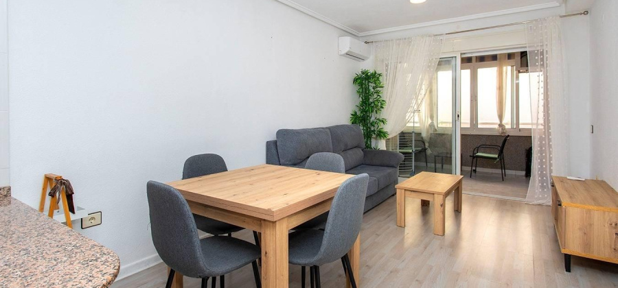 Torrevieja, Alicante, 2 Bedrooms Bedrooms, ,1 BathroomBathrooms,Apartment,Resale,0,75632430575884608