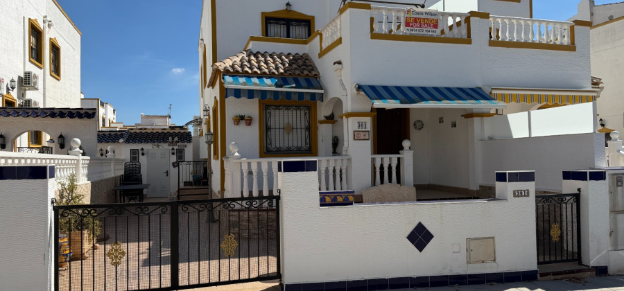 Orihuela, Alicante, 3 Bedrooms Bedrooms, ,2 BathroomsBathrooms,Townhouse,Resale,0,271160219064468128