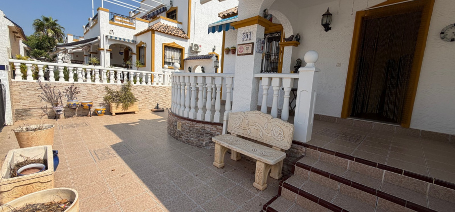 Orihuela, Alicante, 3 Bedrooms Bedrooms, ,2 BathroomsBathrooms,Townhouse,Resale,0,271160219064468128