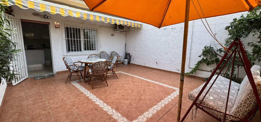 Torrevieja, Alicante, 2 Bedrooms Bedrooms, ,1 BathroomBathrooms,Bungalow,Resale,0,75632275471981424