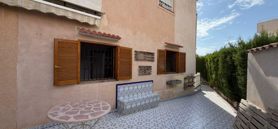 Torrevieja, Alicante, 2 Bedrooms Bedrooms, ,1 BathroomBathrooms,Apartment,Resale,0,75632164035381840