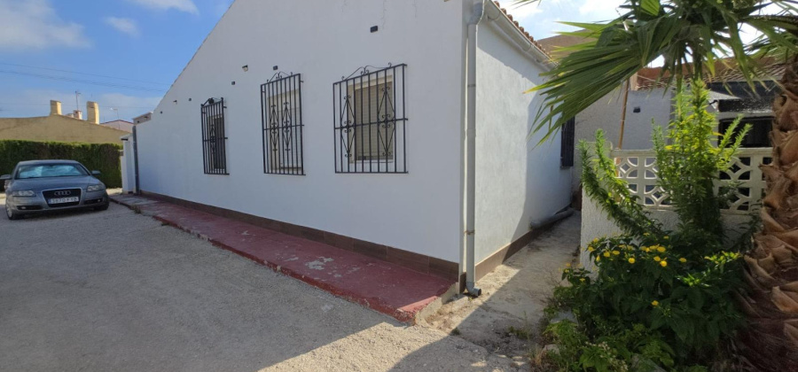 Torrevieja, Alicante, 3 Bedrooms Bedrooms, ,2 BathroomsBathrooms,Bungalow,Resale,0,7563277936646611