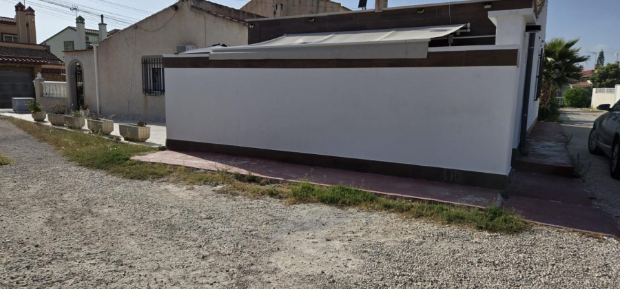 Torrevieja, Alicante, 3 Bedrooms Bedrooms, ,2 BathroomsBathrooms,Bungalow,Resale,0,7563277936646611
