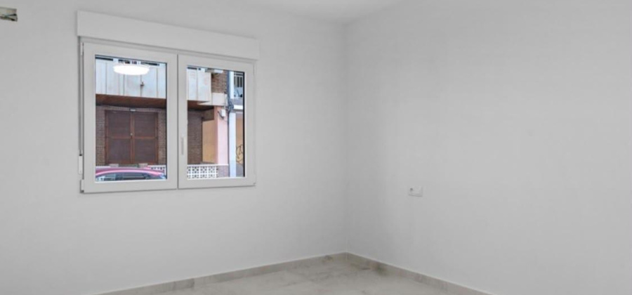 Torrevieja, Alicante, 3 Bedrooms Bedrooms, ,2 BathroomsBathrooms,Apartment,Resale,0,75632167915178384