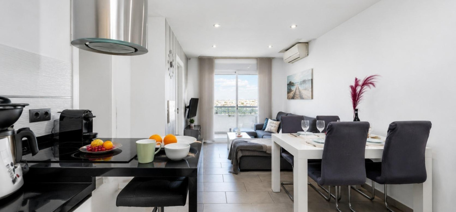 Torrevieja, Alicante, 2 Bedrooms Bedrooms, ,1 BathroomBathrooms,Apartment,Resale,0,75632103988513392