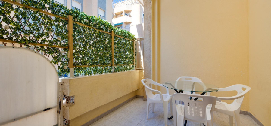 Torrevieja, Alicante, 3 Bedrooms Bedrooms, ,1 BathroomBathrooms,Apartment,Resale,0,75632236533749936