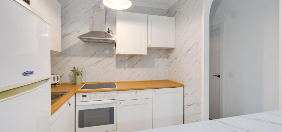 Torrevieja, Alicante, 3 Bedrooms Bedrooms, ,1 BathroomBathrooms,Apartment,Resale,0,75632236533749936