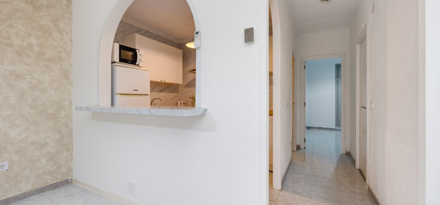 Torrevieja, Alicante, 3 Bedrooms Bedrooms, ,1 BathroomBathrooms,Apartment,Resale,0,75632236533749936