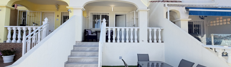 Villamartin, Alicante, 3 Bedrooms Bedrooms, ,2 BathroomsBathrooms,Townhouse,Resale,0,103186345881203280