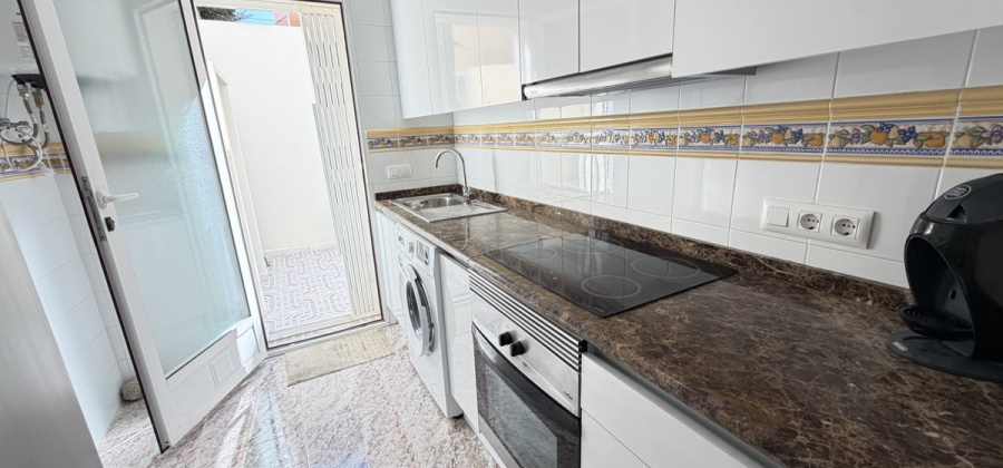 Villamartin, Alicante, 3 Bedrooms Bedrooms, ,2 BathroomsBathrooms,Townhouse,Resale,0,103186345881203280