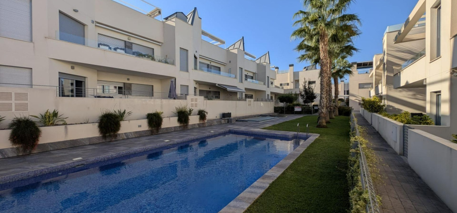Torrevieja, Alicante, 2 Bedrooms Bedrooms, ,2 BathroomsBathrooms,Apartment,Resale,0,7563278541591397