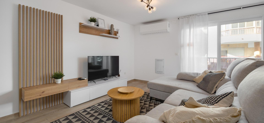 Torrevieja, Alicante, 3 Bedrooms Bedrooms, ,1 BathroomBathrooms,Apartment,Resale,0,75632227790984384