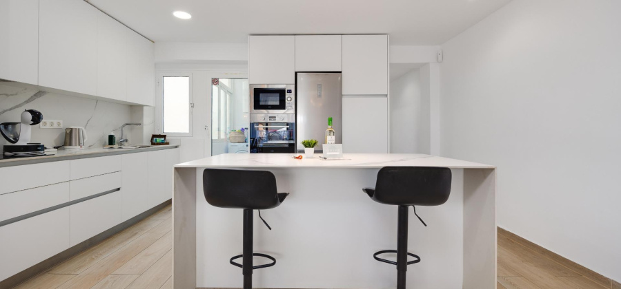 Torrevieja, Alicante, 3 Bedrooms Bedrooms, ,1 BathroomBathrooms,Apartment,Resale,0,75632227790984384