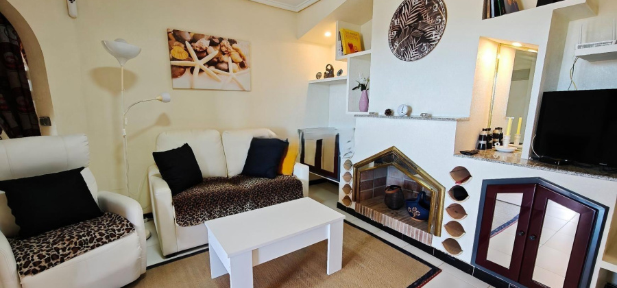 Torrevieja, Alicante, 2 Bedrooms Bedrooms, ,1 BathroomBathrooms,Bungalow,Resale,0,75632277421938784
