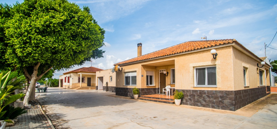 Orihuela, Alicante, 7 Bedrooms Bedrooms, ,4 BathroomsBathrooms,Villa,Resale,0,103536241209729648