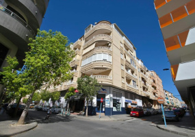 Torrevieja, Alicante, 3 Bedrooms Bedrooms, ,2 BathroomsBathrooms,Apartment,Resale,0,75632155509019552