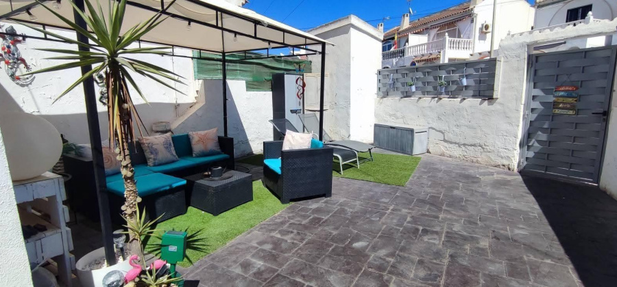 Torrevieja, Alicante, 2 Bedrooms Bedrooms, ,1 BathroomBathrooms,Apartment,Resale,0,75632171924933024