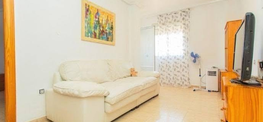 Torrevieja, Alicante, 3 Bedrooms Bedrooms, ,2 BathroomsBathrooms,Apartment,Resale,0,75632176450544496