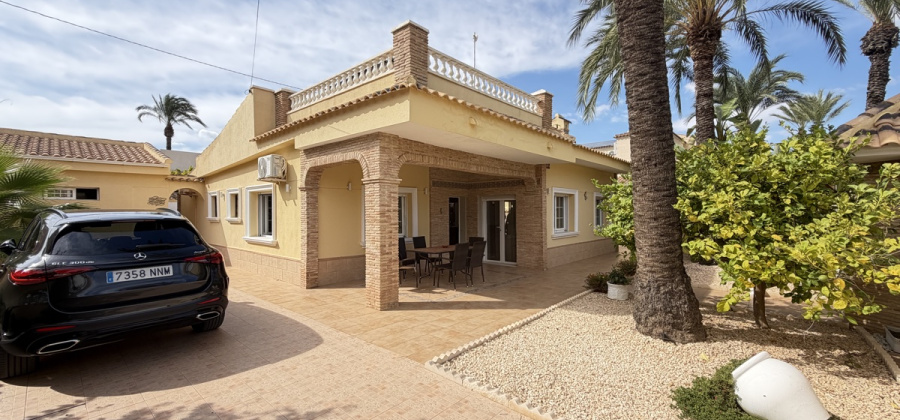 Cabo Roig, Alicante, 4 Bedrooms Bedrooms, ,4 BathroomsBathrooms,Villa,Resale,0,103186641402657120