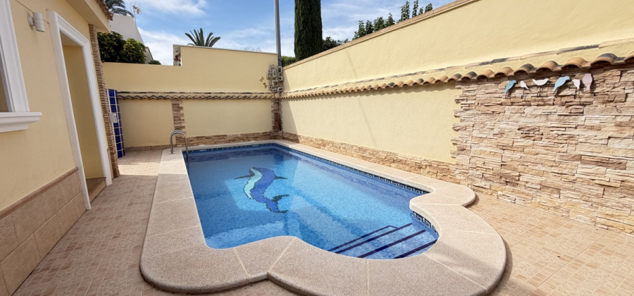 Cabo Roig, Alicante, 4 Bedrooms Bedrooms, ,4 BathroomsBathrooms,Villa,Resale,0,103186641402657120