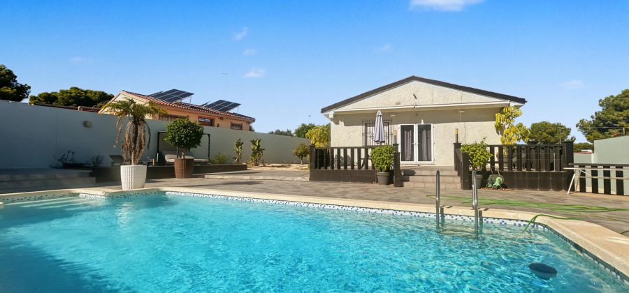 Pilar de la Horadada, Alicante, 2 Bedrooms Bedrooms, ,1 BathroomBathrooms,Villa,Resale,0,65945511430743136