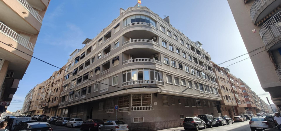 Torrevieja, Alicante, 2 Bedrooms Bedrooms, ,1 BathroomBathrooms,Apartment,Resale,0,75632172413188768