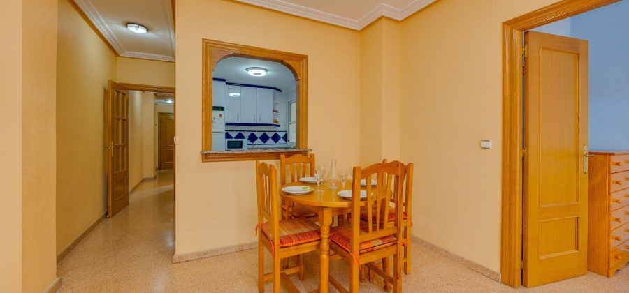 Torrevieja, Alicante, 2 Bedrooms Bedrooms, ,1 BathroomBathrooms,Apartment,Resale,0,75632236651435952