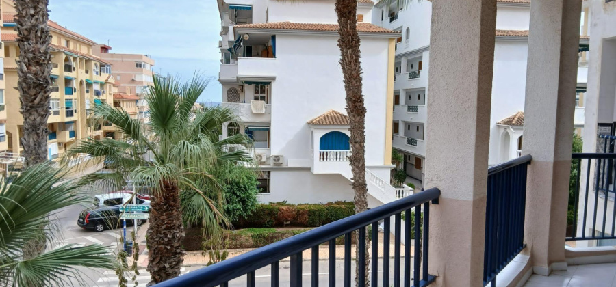 Torrevieja, Alicante, 2 Bedrooms Bedrooms, ,1 BathroomBathrooms,Apartment,Resale,0,7563288091371641