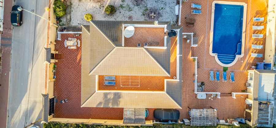 Torrevieja, Alicante, 6 Bedrooms Bedrooms, ,6 BathroomsBathrooms,Villa,Resale,0,103536228848927392