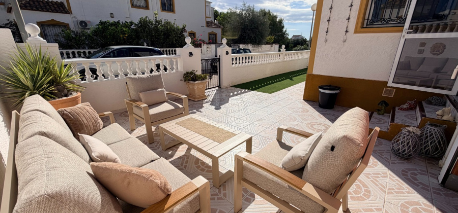 Orihuela, Alicante, 3 Bedrooms Bedrooms, ,2 BathroomsBathrooms,Townhouse,Resale,0,271160349847975744