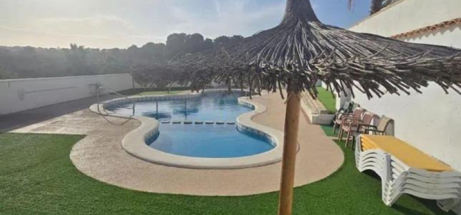 Orihuela Costa, Alicante, 2 Bedrooms Bedrooms, ,3 BathroomsBathrooms,Villa,Resale,0,75632104795200208