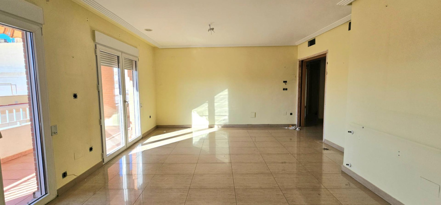 Torrevieja, Alicante, 4 Bedrooms Bedrooms, ,3 BathroomsBathrooms,Apartment,Resale,0,75632154688584256