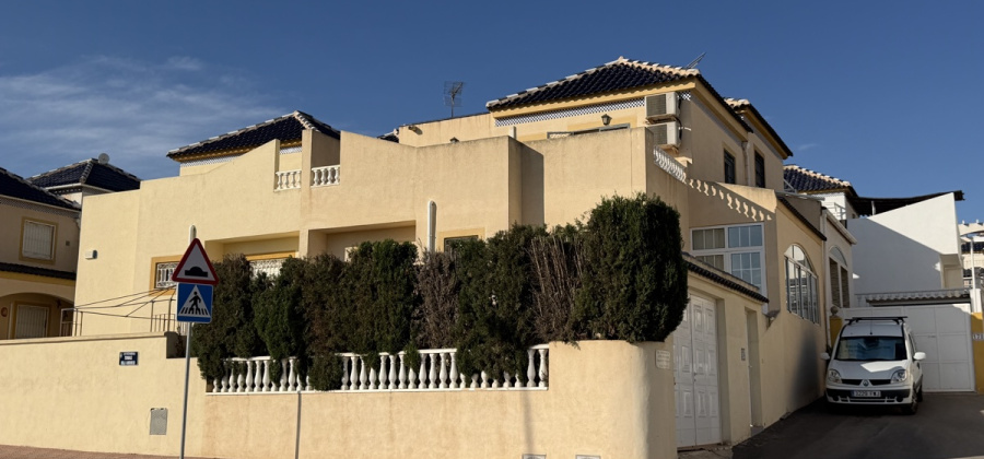 Los Balcones, Alicante, 3 Bedrooms Bedrooms, ,2 BathroomsBathrooms,Townhouse,Resale,0,103186169720572608
