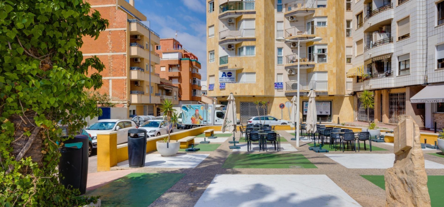 Torrevieja, Alicante, 2 Bedrooms Bedrooms, ,1 BathroomBathrooms,Apartment,Resale,0,75632177205390000