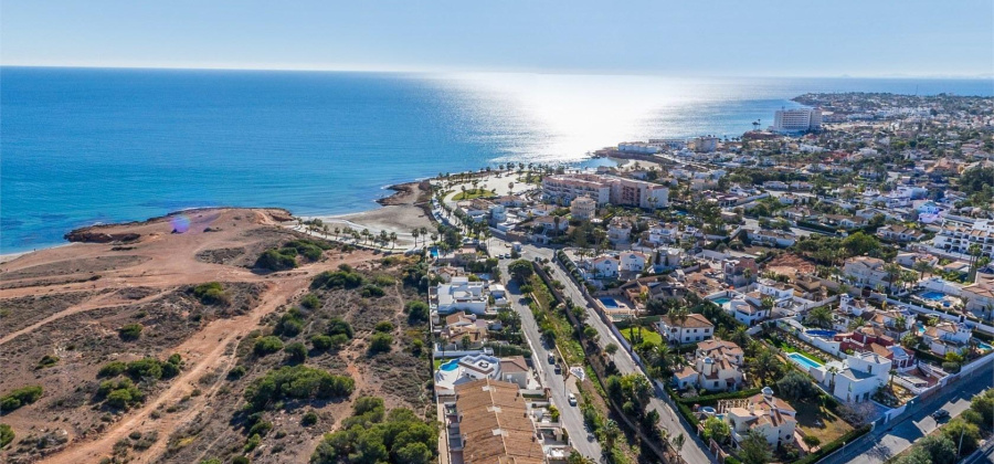 Orihuela Costa, Alicante, 4 Bedrooms Bedrooms, ,3 BathroomsBathrooms,Townhouse,Resale,0,75632344441731776