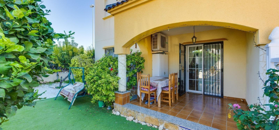 Orihuela Costa, Alicante, 4 Bedrooms Bedrooms, ,1 BathroomBathrooms,Bungalow,Resale,0,75632155527309664